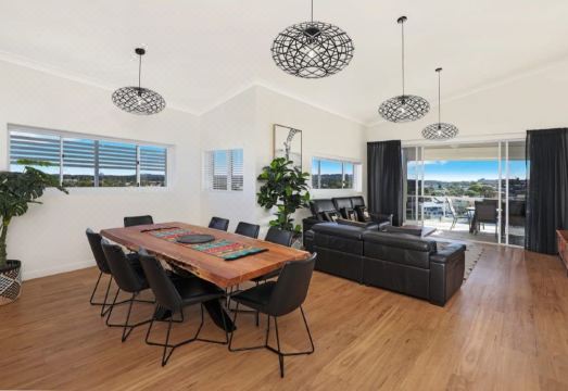 Pandanus Mooloolaba Hotel Overview