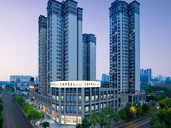 SFEEL设计师酒店(成都张家寺地铁站店)