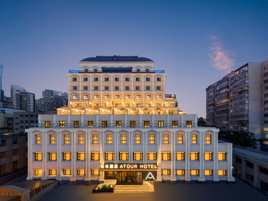 北京国贸东大桥地铁站亚朵酒店