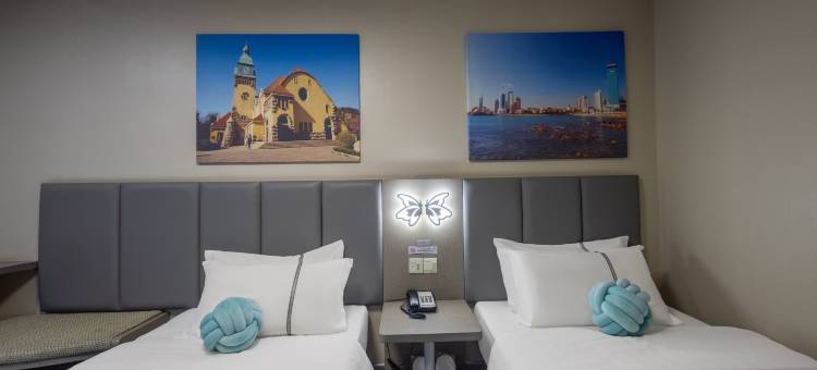 禧悦假日酒店(青岛栈桥火车站店)图片