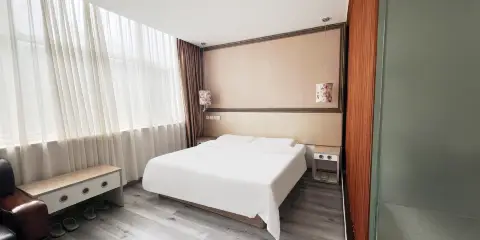 威海尚庭海快捷酒店(幸福門劉公島旅遊碼頭店)