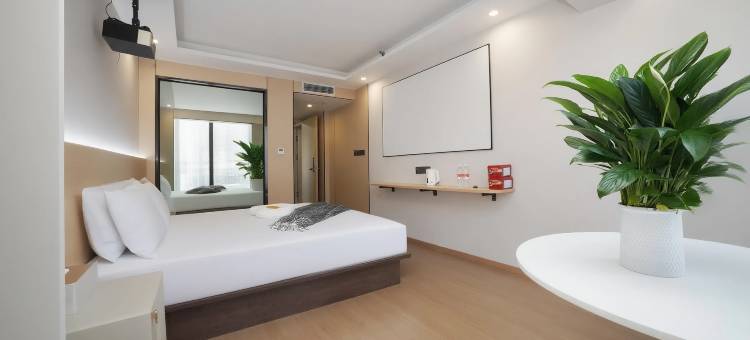 陆航酒店(贵阳北站梦想城店)图片