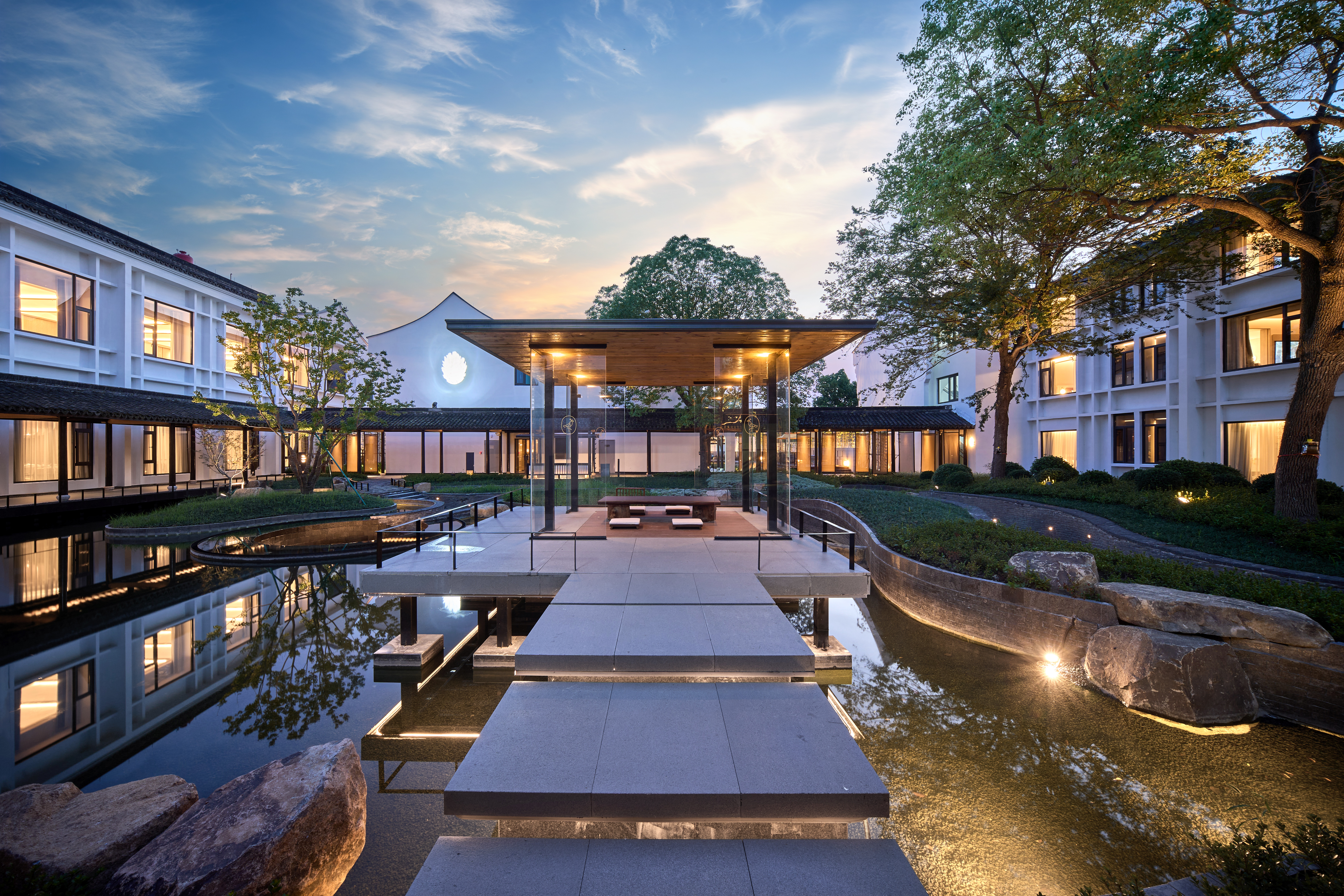 voco XITANG by IHG Hotel Overview