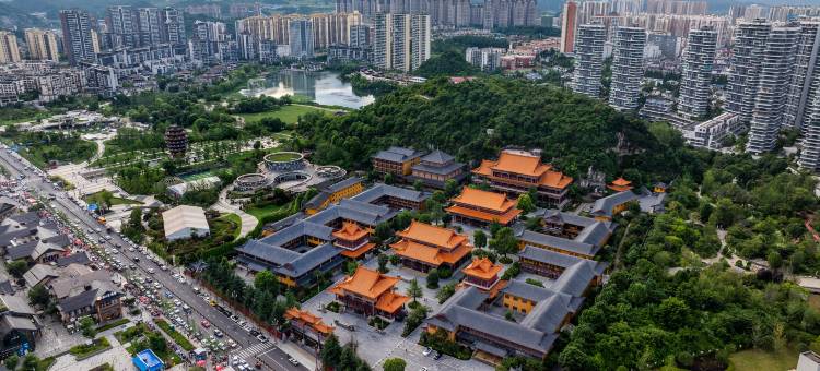 贵阳白云城际酒店(云峰大道地铁站店)图片