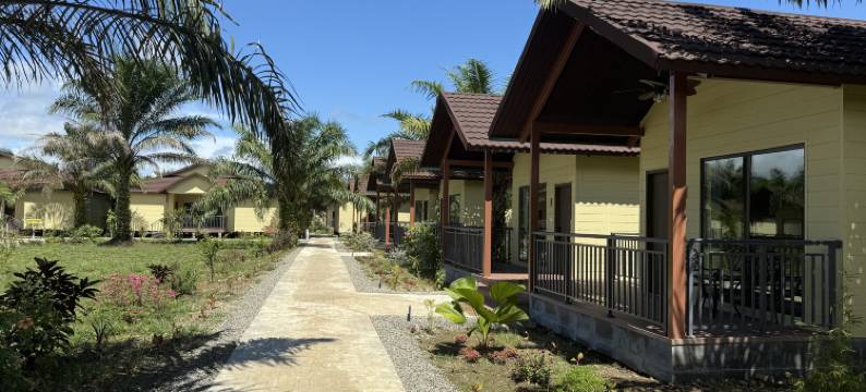 仙本那花田里度假别墅(免费码头 / 海鲜市场接送班车)(Flower Field Resort)图片