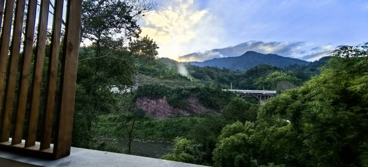 雅安璞澜温泉私汤民宿图片