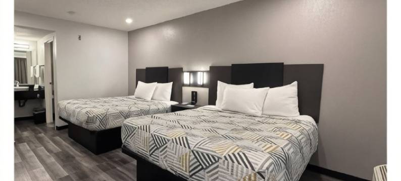 棕榈沙漠6号汽车旅馆- 棕榈泉区(Motel 6 Palm Desert, CA - Palm Springs Area)图片