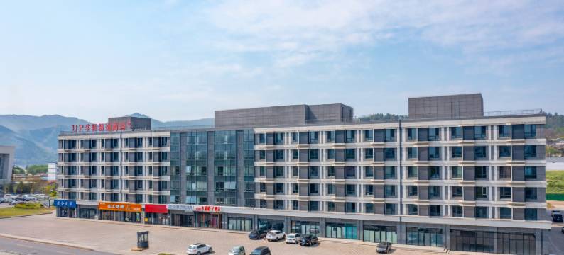 LUXE水晶橙子酒店(集安高句丽遗址公园店)图片