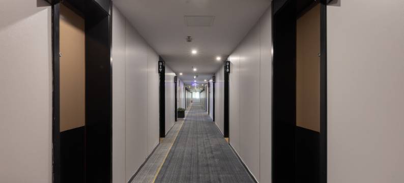 米居精品酒店(南昌火炬广场地铁站店)图片