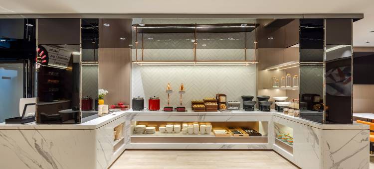 柏曼酒店(贵港高铁站万达广场店)图片