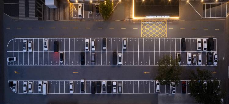 凯里亚德酒店(开封清明上河园鼓楼夜市店)图片