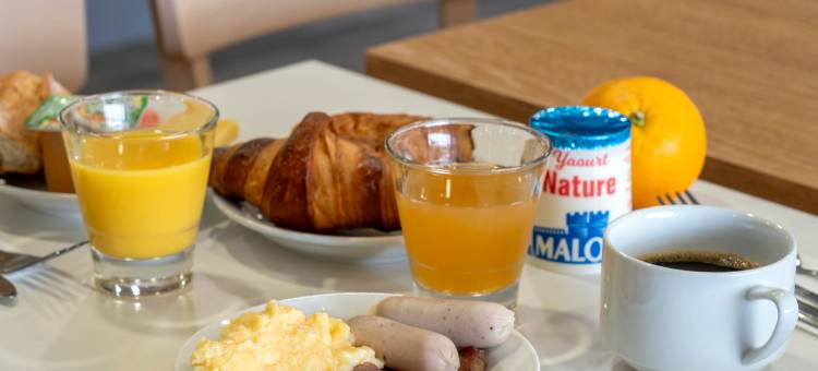 普伊尔波勒奥拉罗切勒保利奥民宿(B&B Hotel la Rochelle Beaulieu Puilboreau)图片