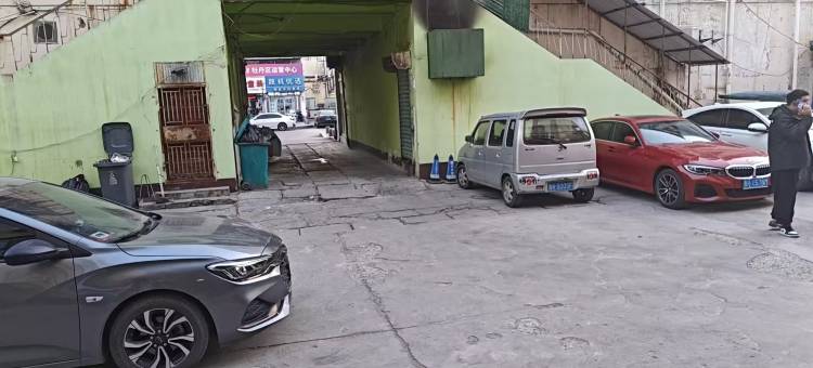 美娱·星峰电竞酒店(菏泽曹州古城店)图片