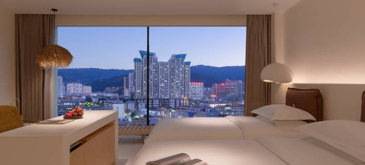 A SNOW|一盏雪酒店(大理高铁站店)图片