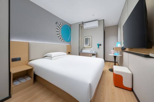 银座佳驿轻居酒店(济南千佛山店)