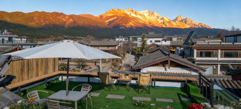 云在南端・雪域云端・茶文化|日照金山|360°观景别院(白沙古镇店)图片