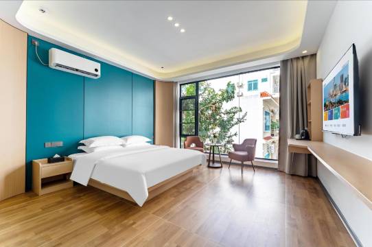 三亚壹小瓶酒店(天涯海角店)