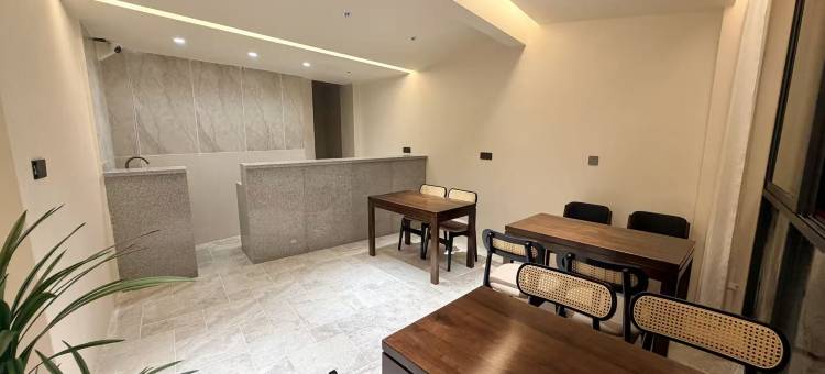 在野·轻奢VI LLA设计师美宿(镇远古城祝圣桥店)图片