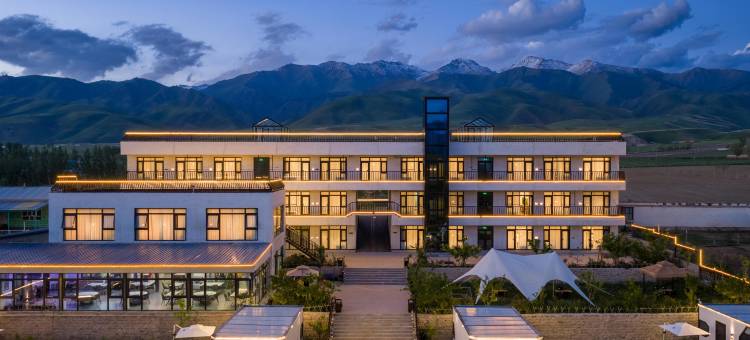 山谷秘境·NaratManor|日落山景度假美宿(那拉提镇店)图片