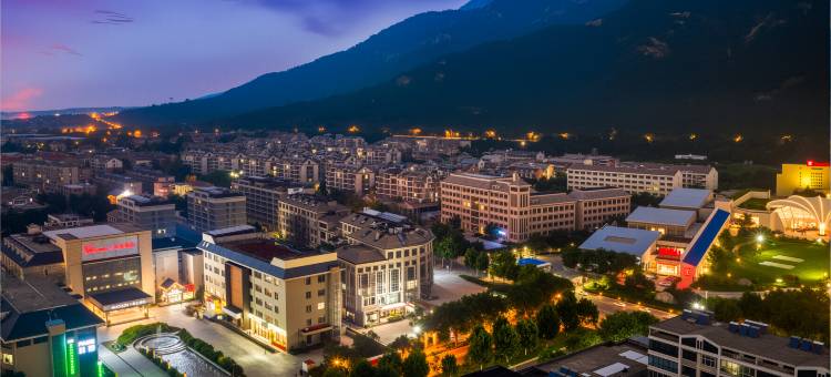 泰安泰山景区丽景美仑酒店图片