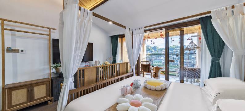 凤凰清花观景庭院民宿图片