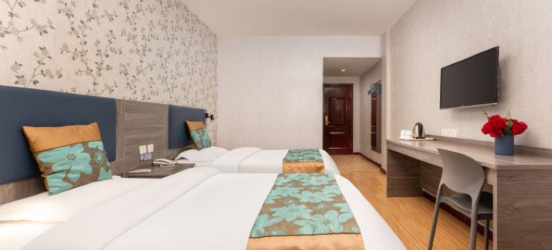 莹洁精选酒店(淄博铝城购物中心山东铝业职业学院店)图片