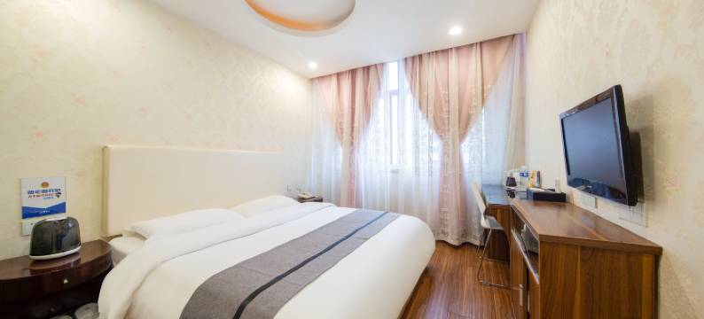 特迷风情假日酒店(南京龙眠大道地铁站店)图片