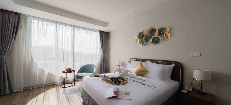 格兰图兰芽庄酒店(Grand Tourane Nha Trang Hotel)图片