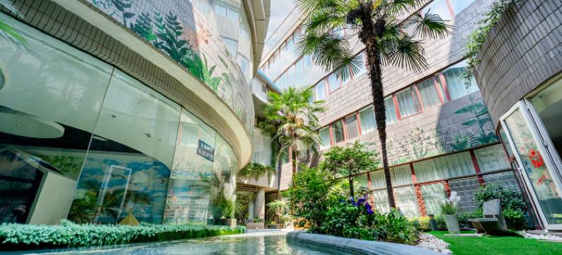 悦廷·美居酒店(西安钟鼓楼大差市地铁站店)图片