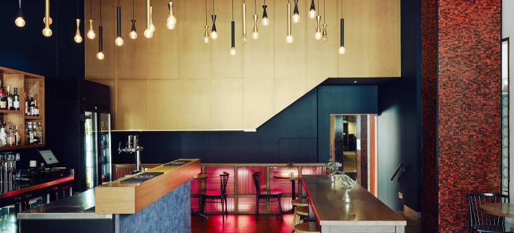 墨尔本圣基尔达海滩酒店(Saint Kilda Beach Hotel)图片