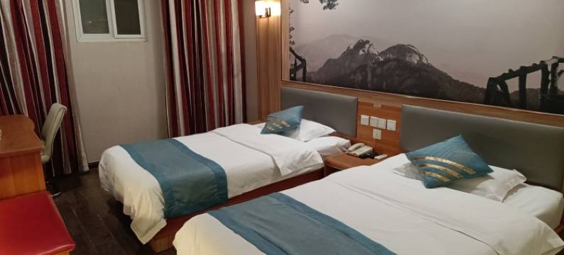 怡澜精品酒店(安庆潜山蓝鼎广场酒店)图片