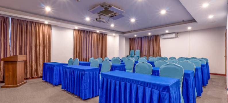 云厦酒店(广州白云东平地铁站店)图片