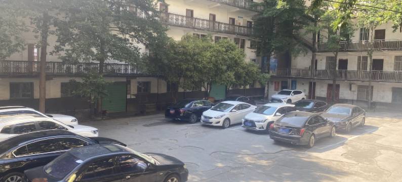 爱玩电竞酒店(万载古城宝塔路步行街店)图片