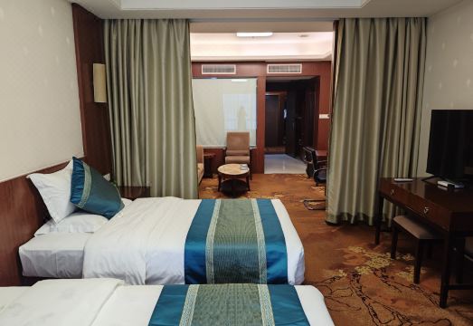 Investment Building HotelHotel Overview