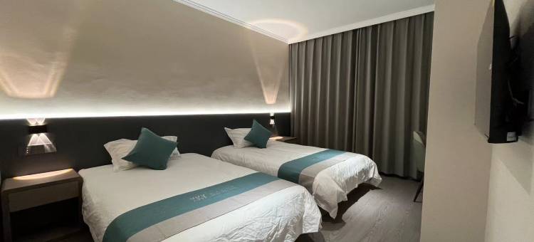 东至新开元酒店(汇金商业步行广场店)图片