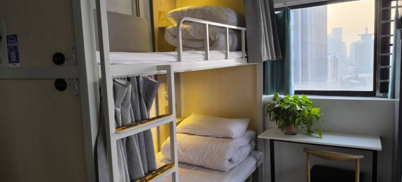 合肥胜头龙狮青年旅舍(淮河路步行街店)图片