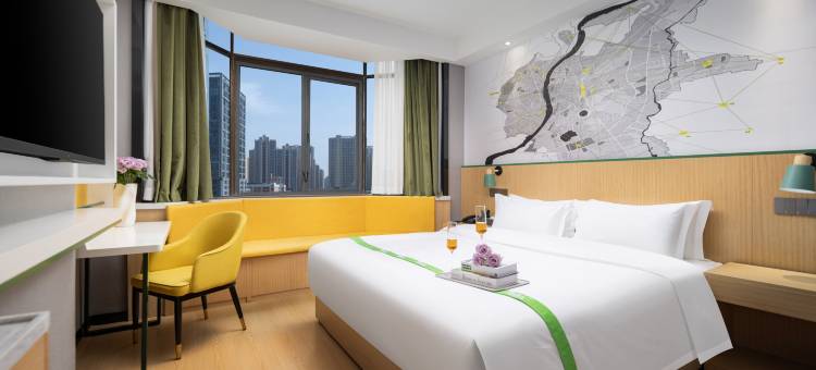 如家睿柏·云酒店(阜阳阜南街心公园店)图片