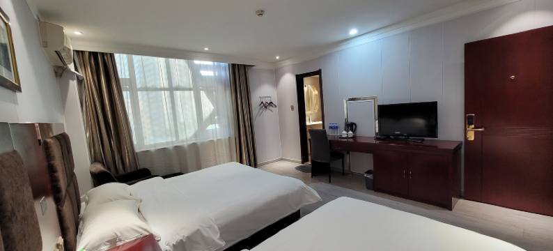 新华大酒店(太原火车站店)图片