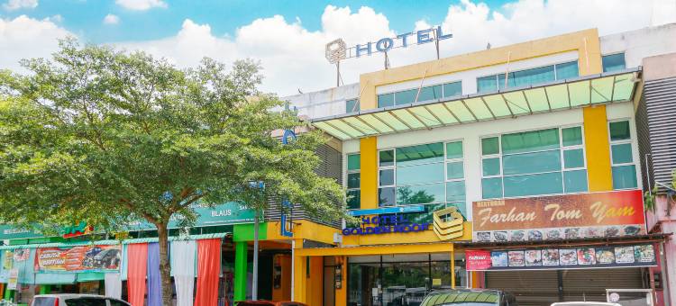 斯里伊斯干达金顶酒店(Golden Roof Hotel, Seri Iskandar)图片