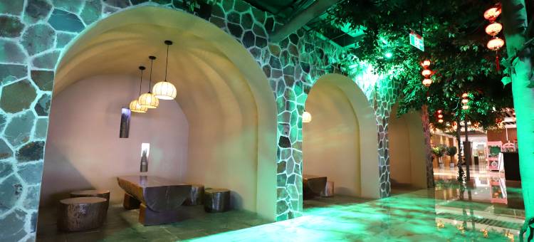 阜新西山九郡温泉洗浴休闲酒店图片