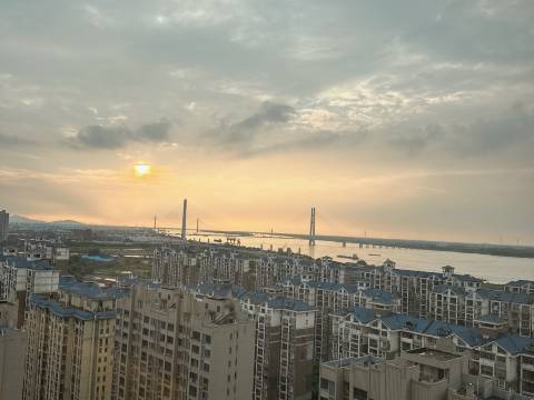 九江九龙云境酒店(八里湖新区98抗洪纪念广场店)图片