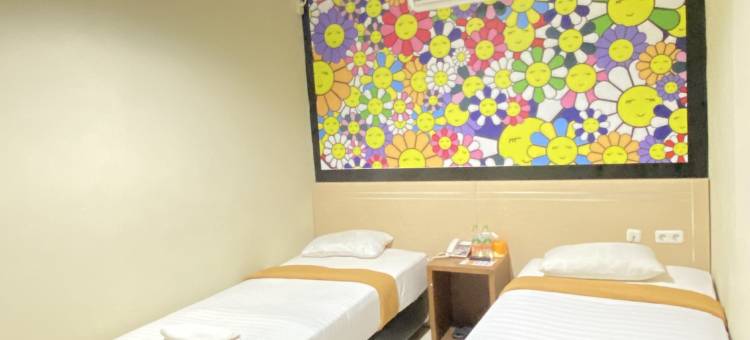 NITE & DAY 美拉威南加皮诺(Nite & Day Melawi Nangapinoh)图片