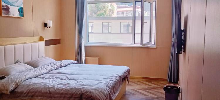 金元·逸休雅居汤泉民宿图片