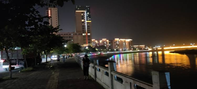 龙门鸿福宾馆图片