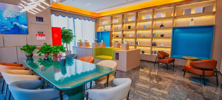 格美酒店(济南高新万达汇鑫时代中心店)图片