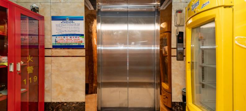 优柏·云酒店(巴洛克街区地铁站店)图片