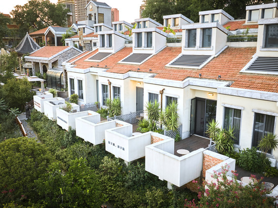 隐居伴山(黄鹤楼昙华林店)