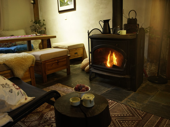 杭州临安僻地寒楼民宿