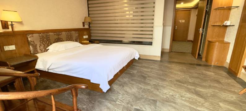 普宁777温泉宾馆(明华体育馆店)图片