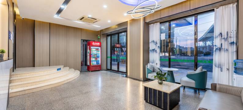 廉江北部湾酒店图片